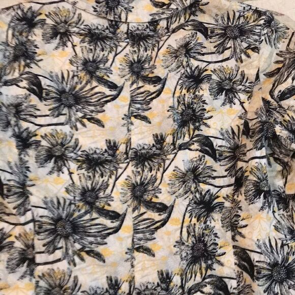 Ladies blouse/jacket  - Picture 6 of 6